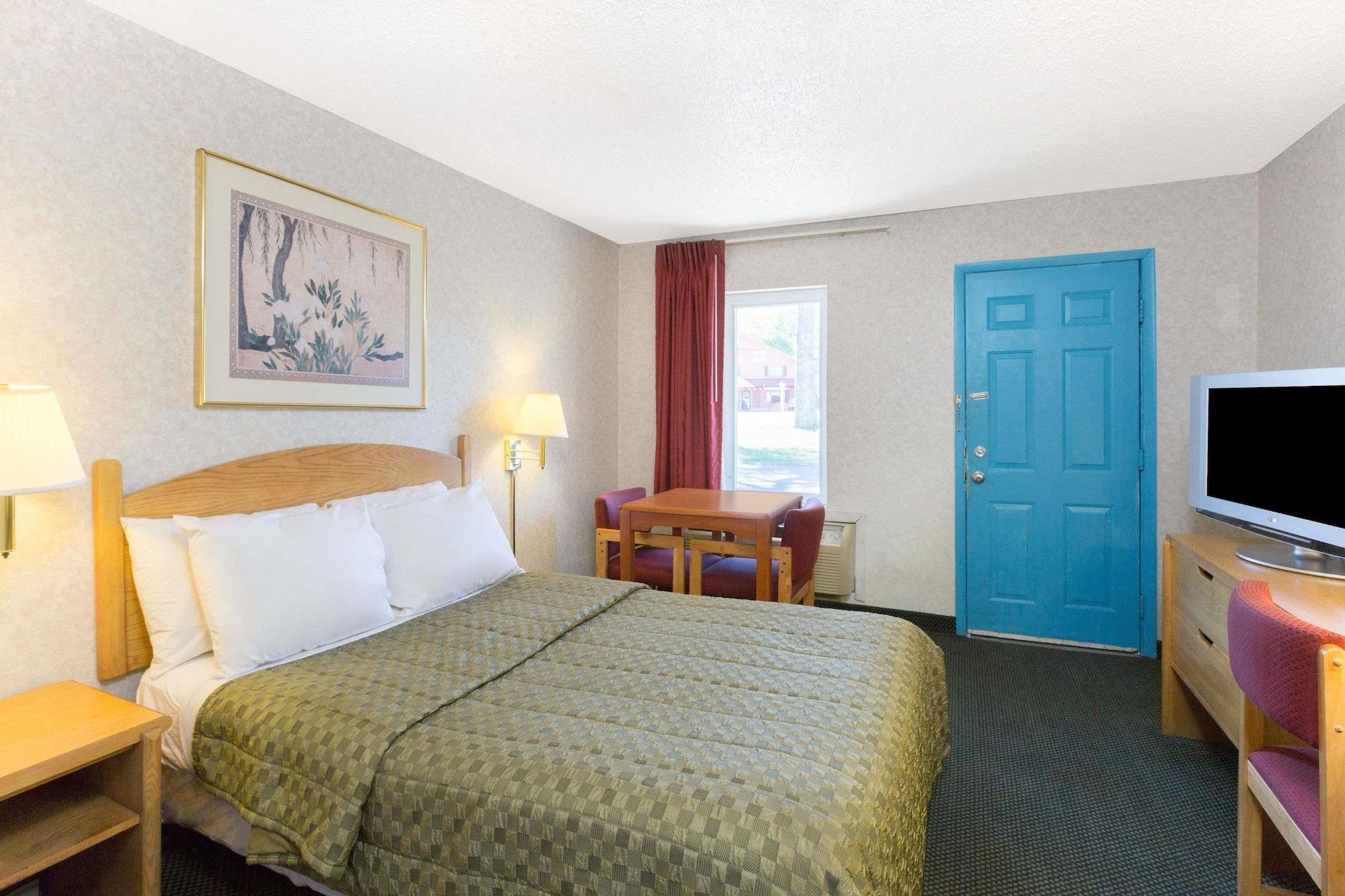 Night Hotel Bartonsville